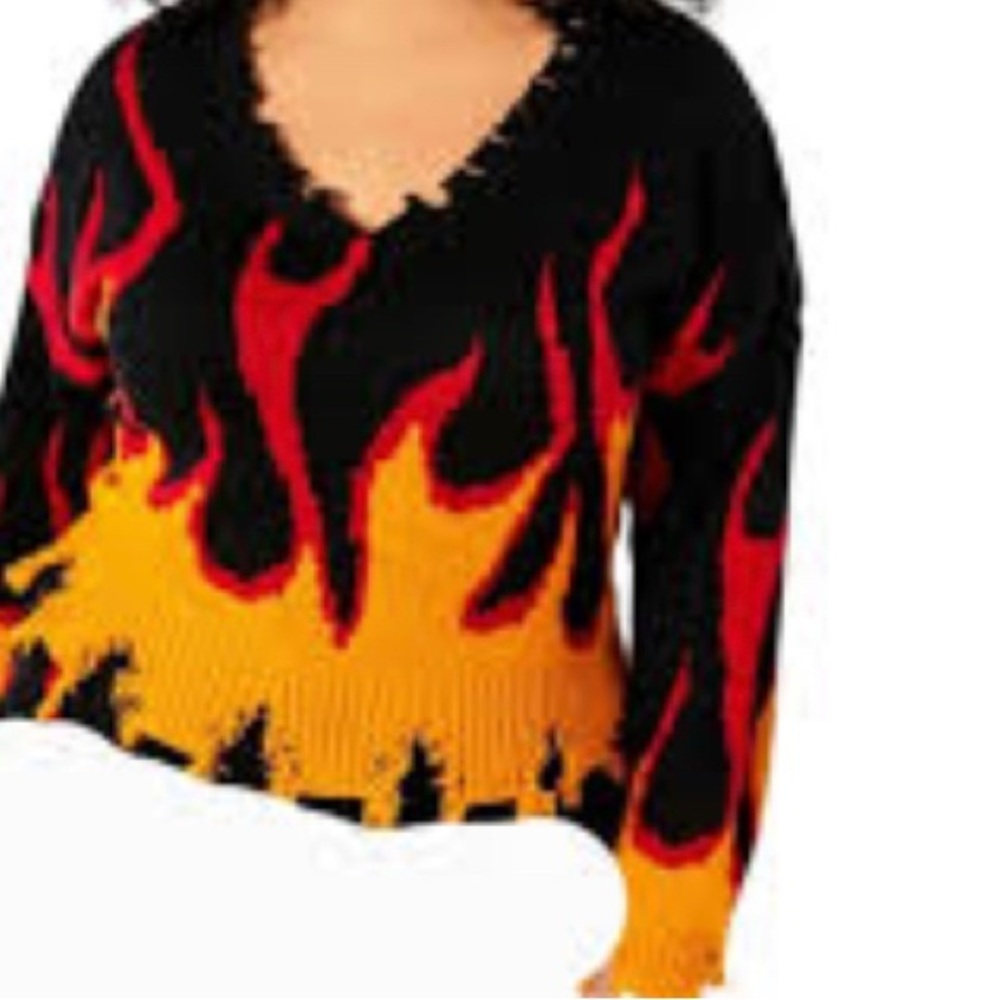 New runway 7 distressed flame sweater large